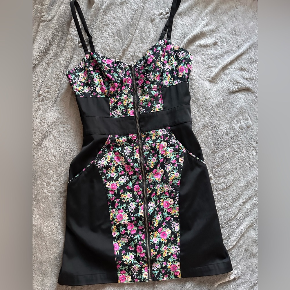 Guess dress